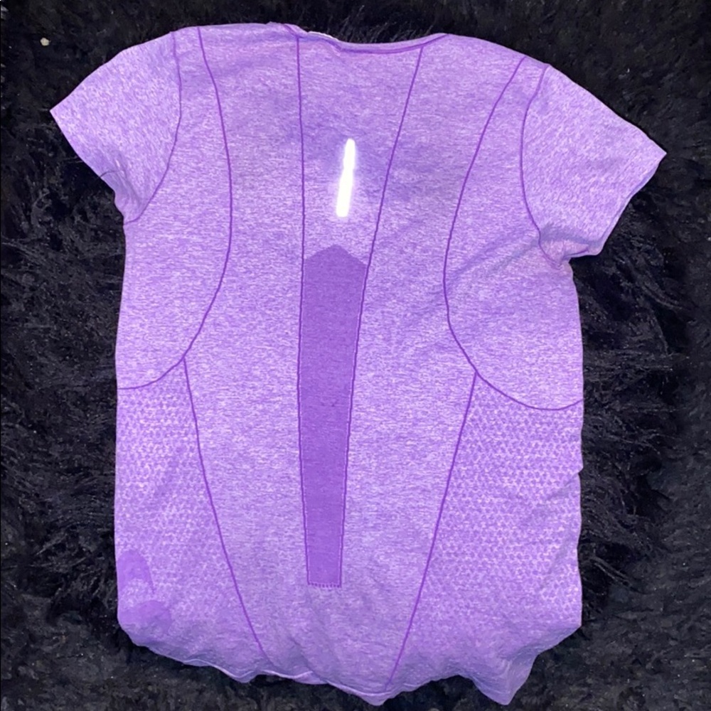 Nike Top - Picture 2 of 2